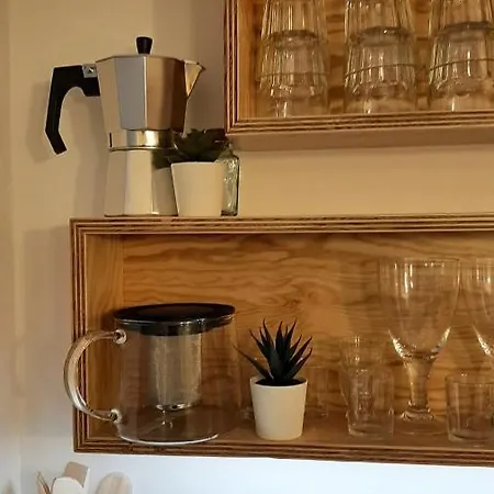 Apartment La *
