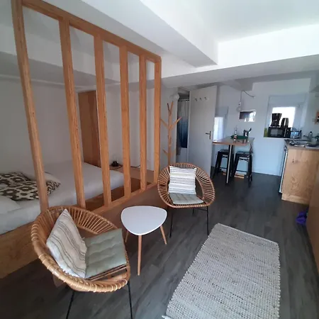 Apartment La